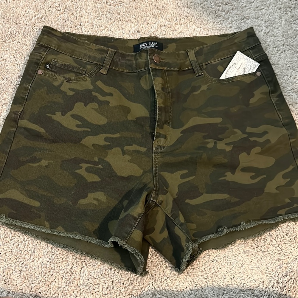 Judy Blue shorts size 2XL